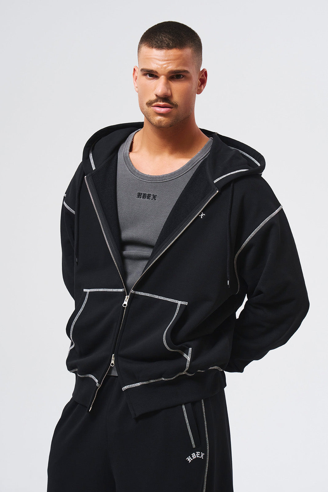 Contrast Stitch Hoodie Zip-up