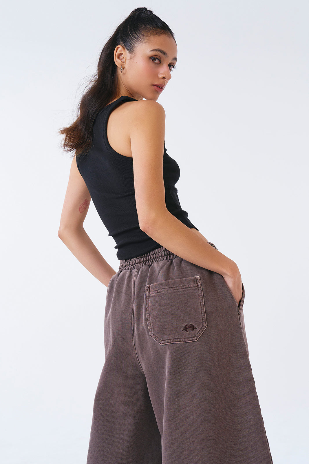 Women`s Pigment Cutting Bermuda Shorts