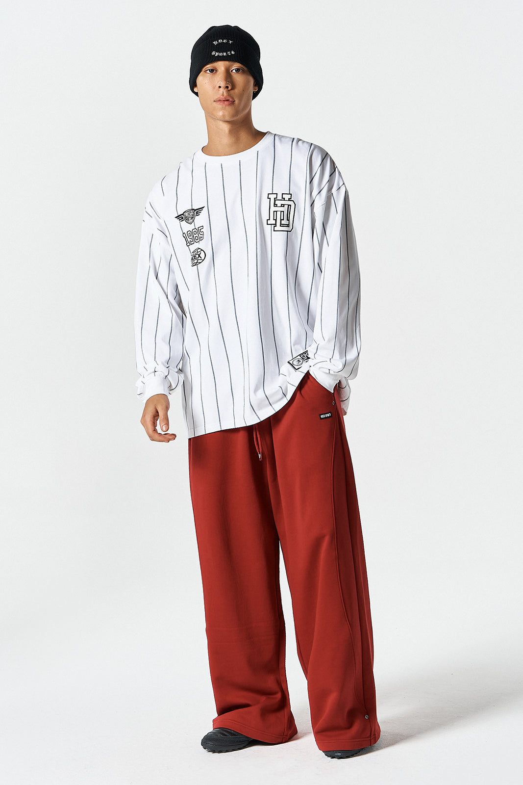 Curve Rivet Sweat pants