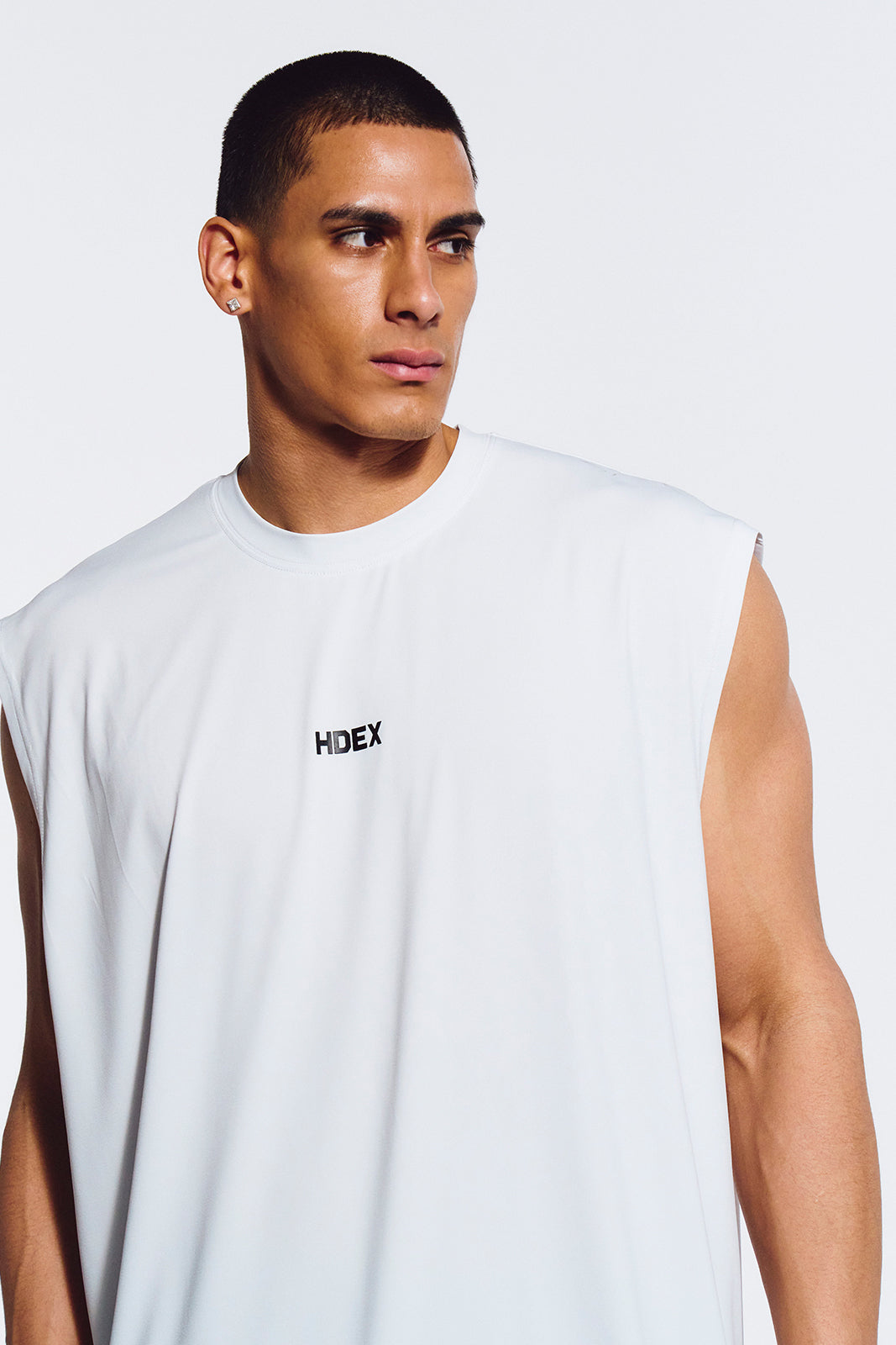 【HDEX】 Main small logo sleeveless / 追跡付 Main Small Logo Sleeveless – HDEX Hong Kong