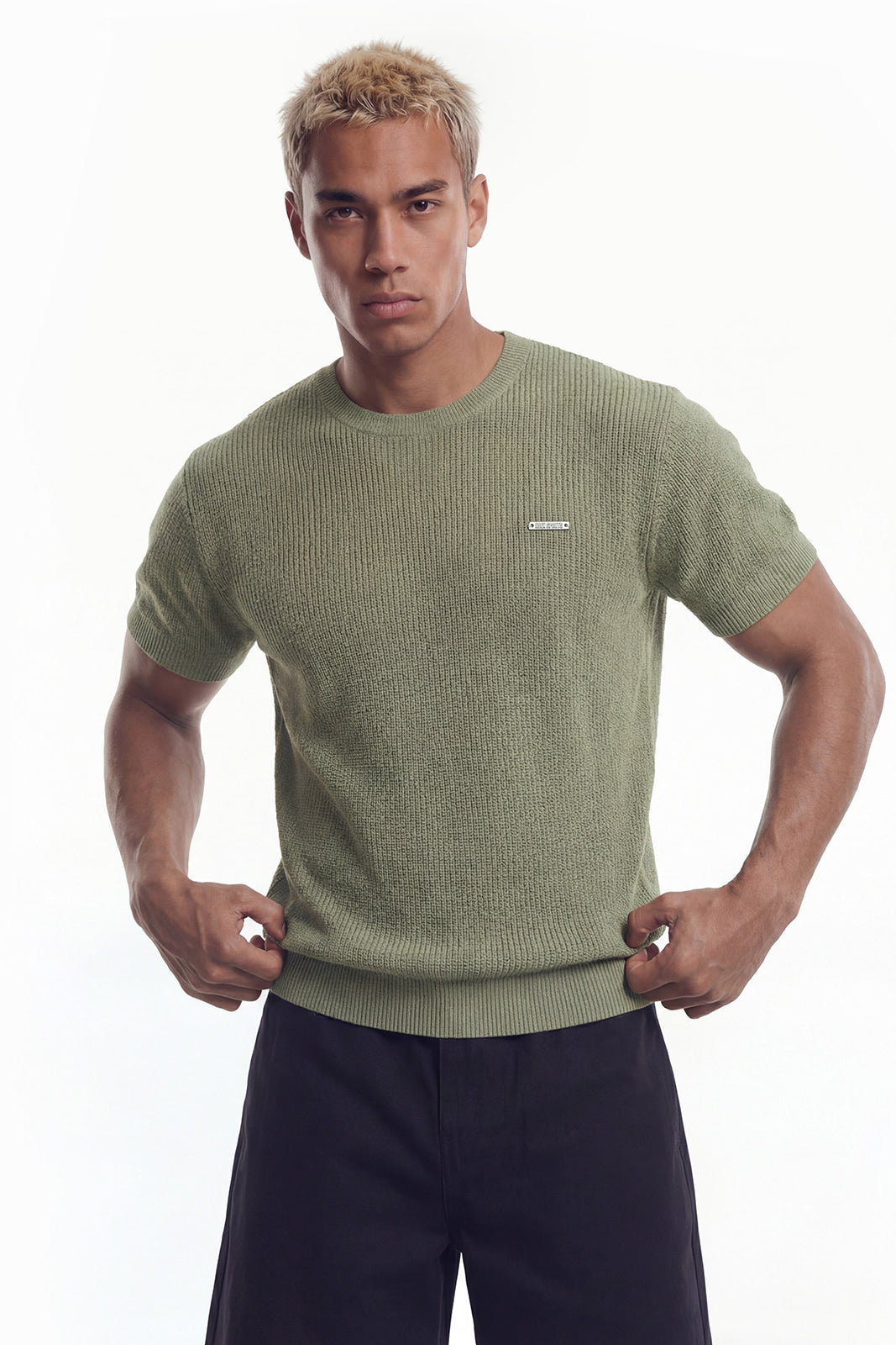 EZ Muscle Fit Round Knit