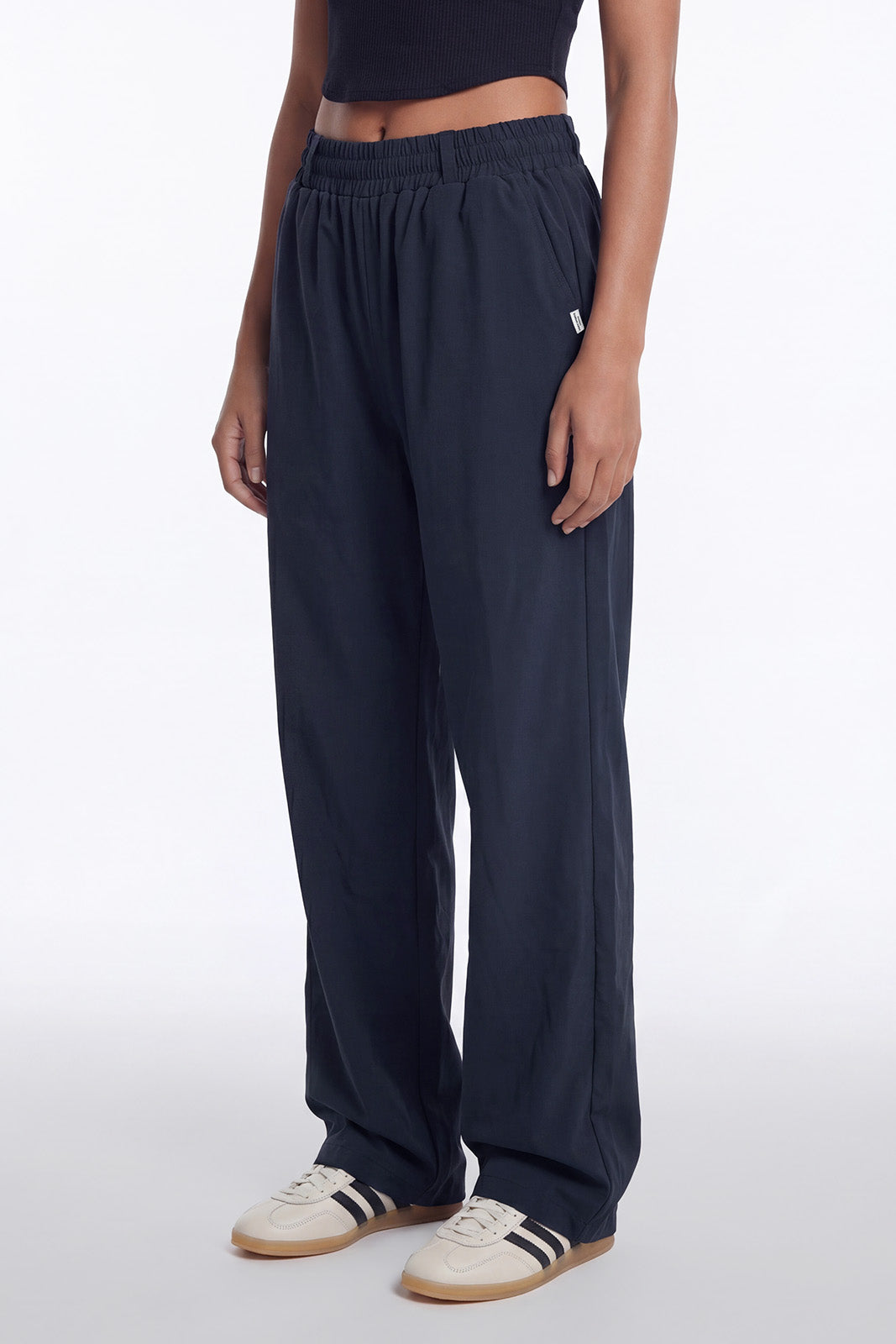Essential Stretch Nylon Pants W