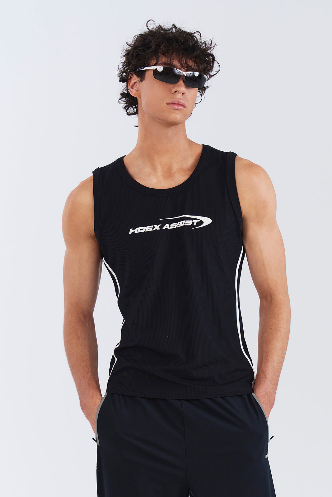 Assist Contrast Tank