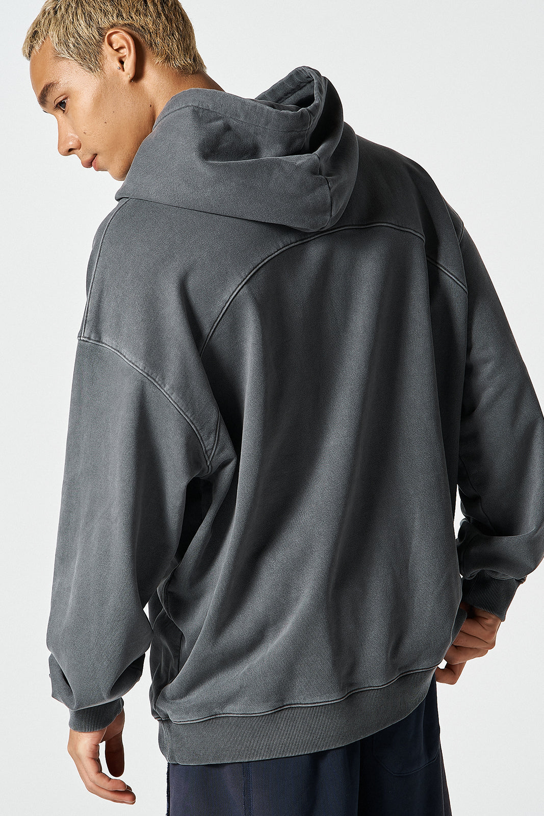 Core Small Logo Pigment Hoodie