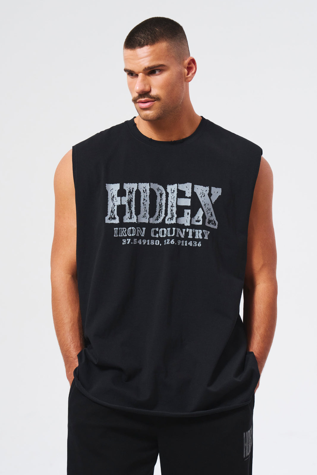 Breaking Damage Sleeveless