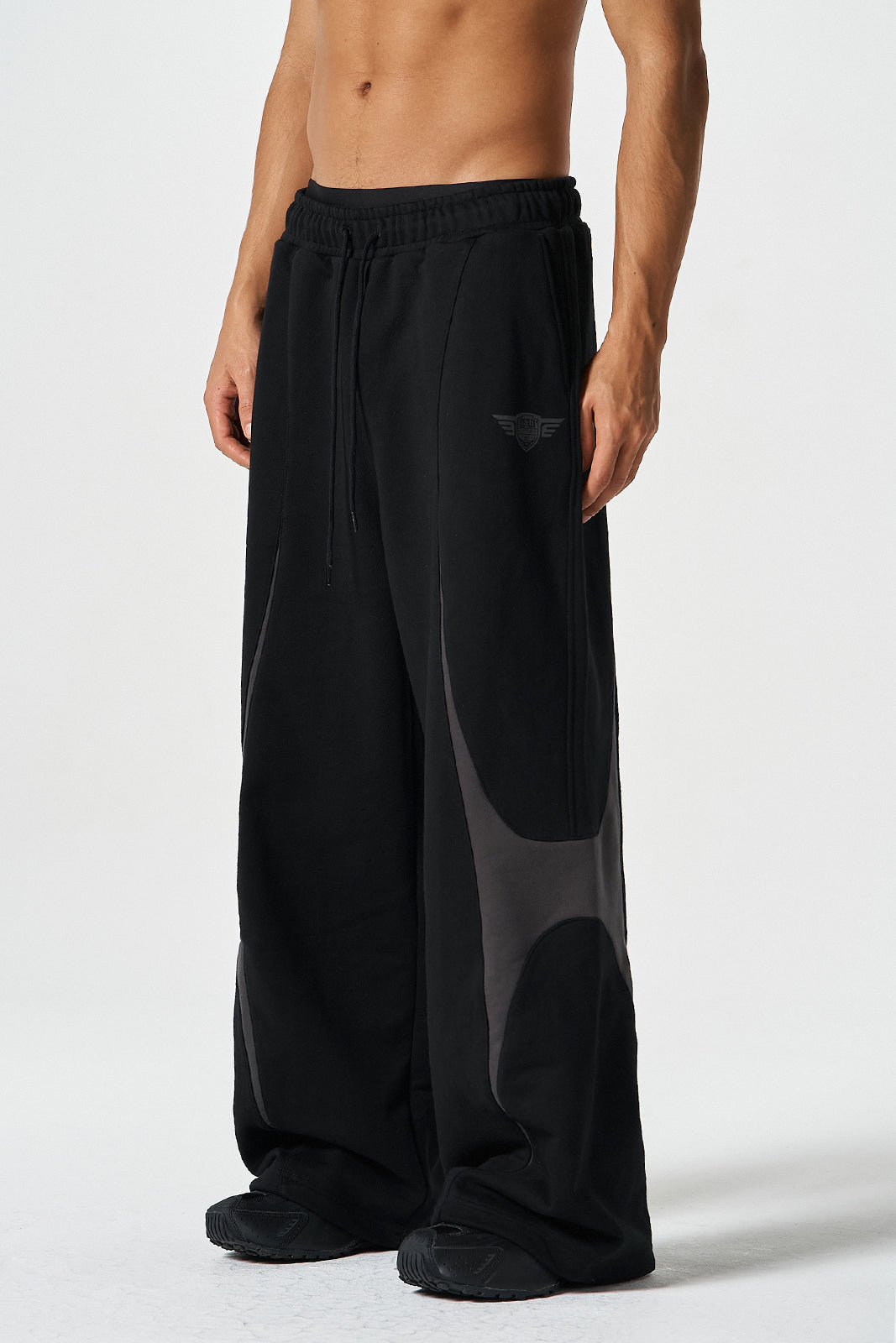 Winged Logo Color Block Sweat pants