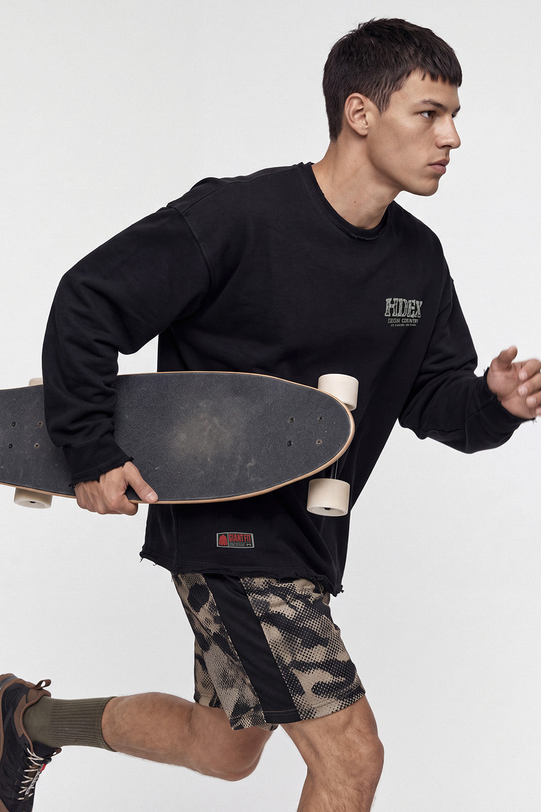 Core Giant Fit Cut-Off Sweatshirt