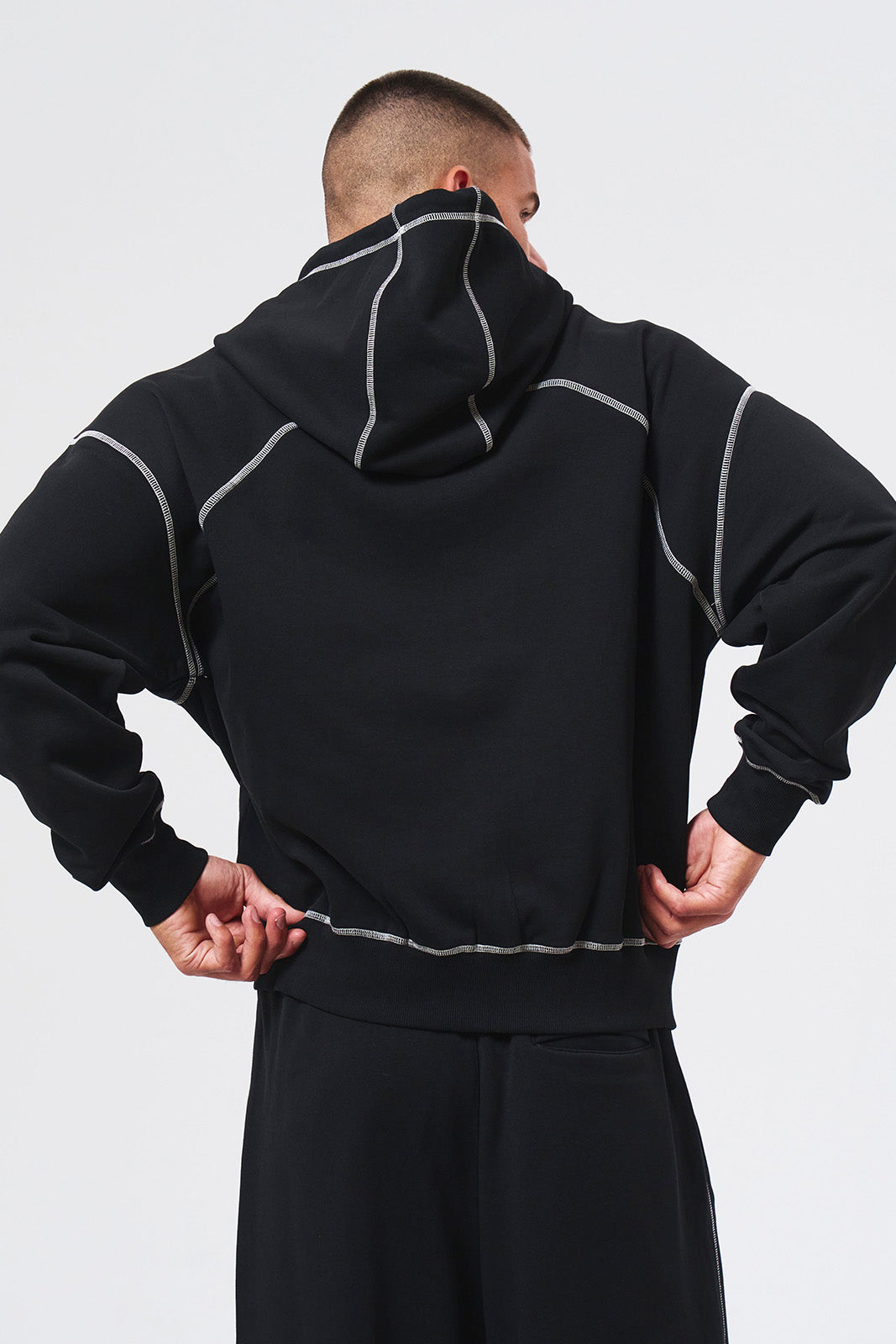 Contrast Stitch Hoodie Zip-up