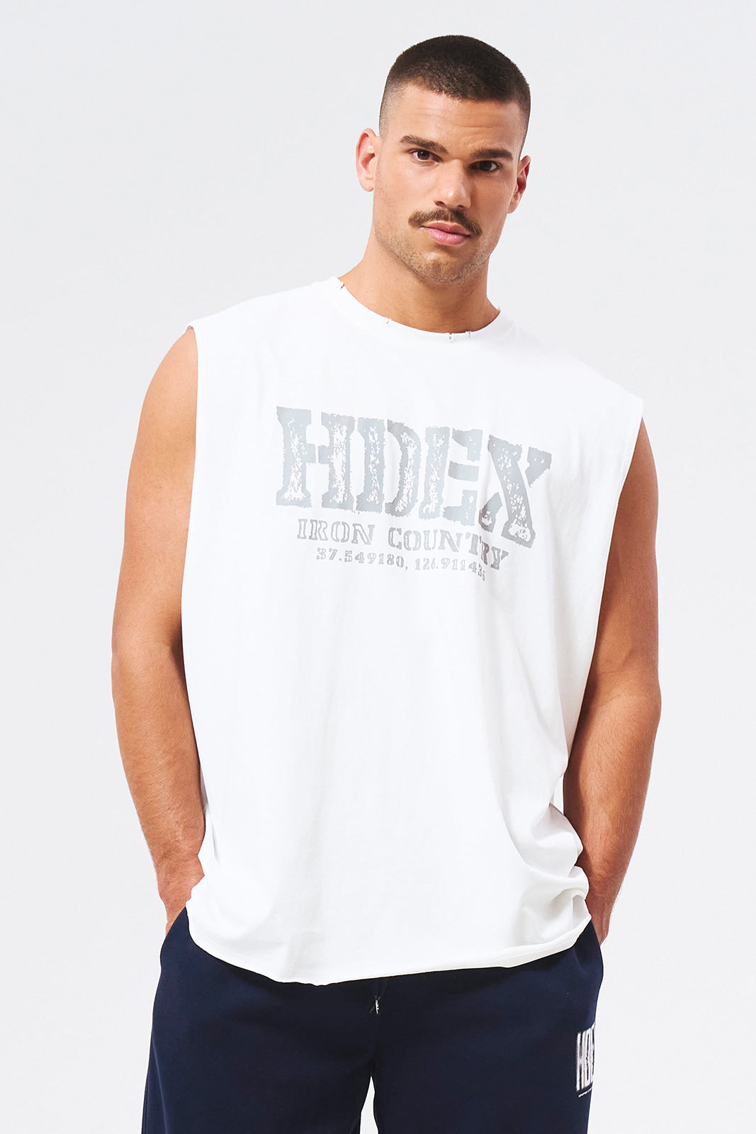Breaking Damage Sleeveless