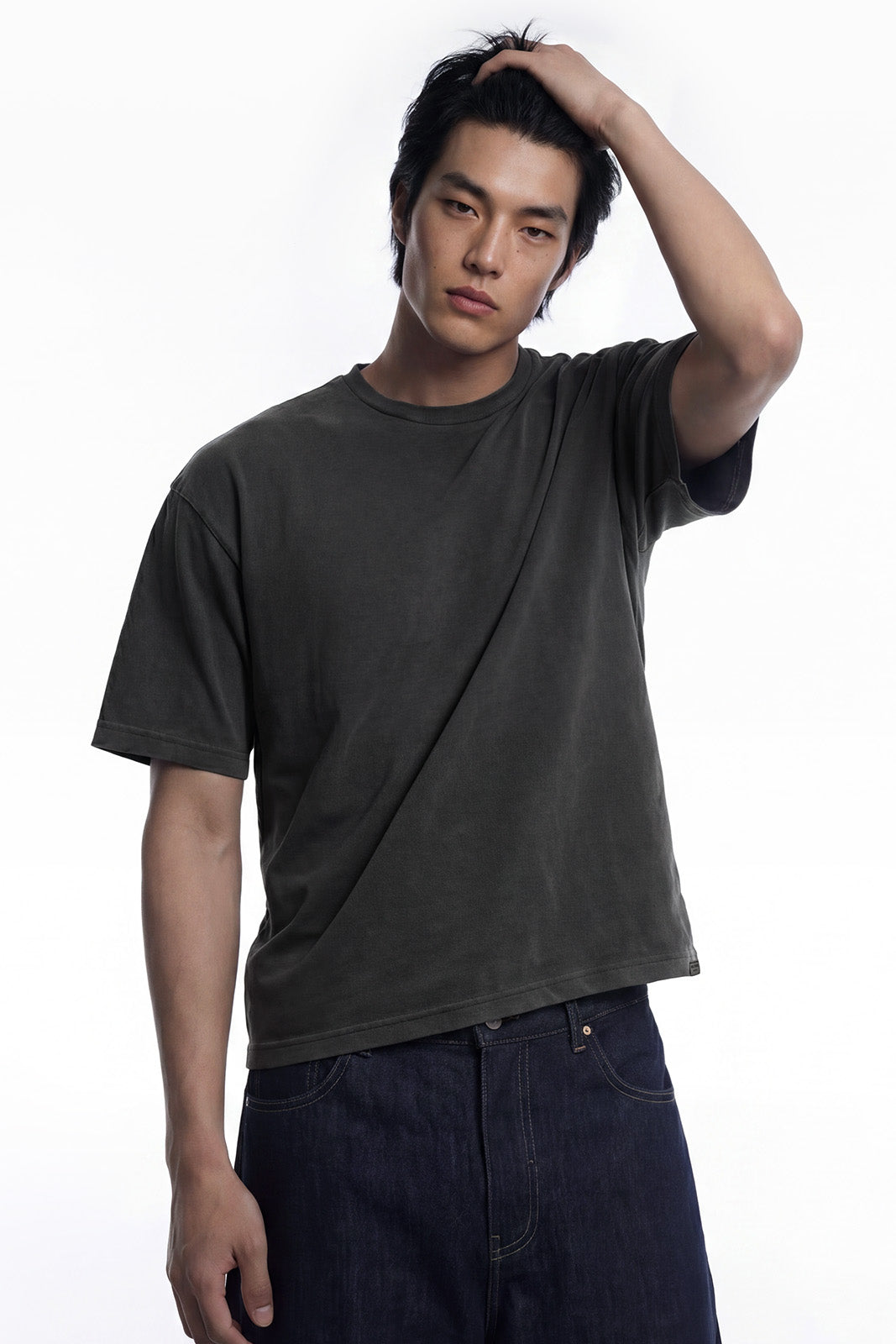 Essential Pigment Short-Cut Sleeve