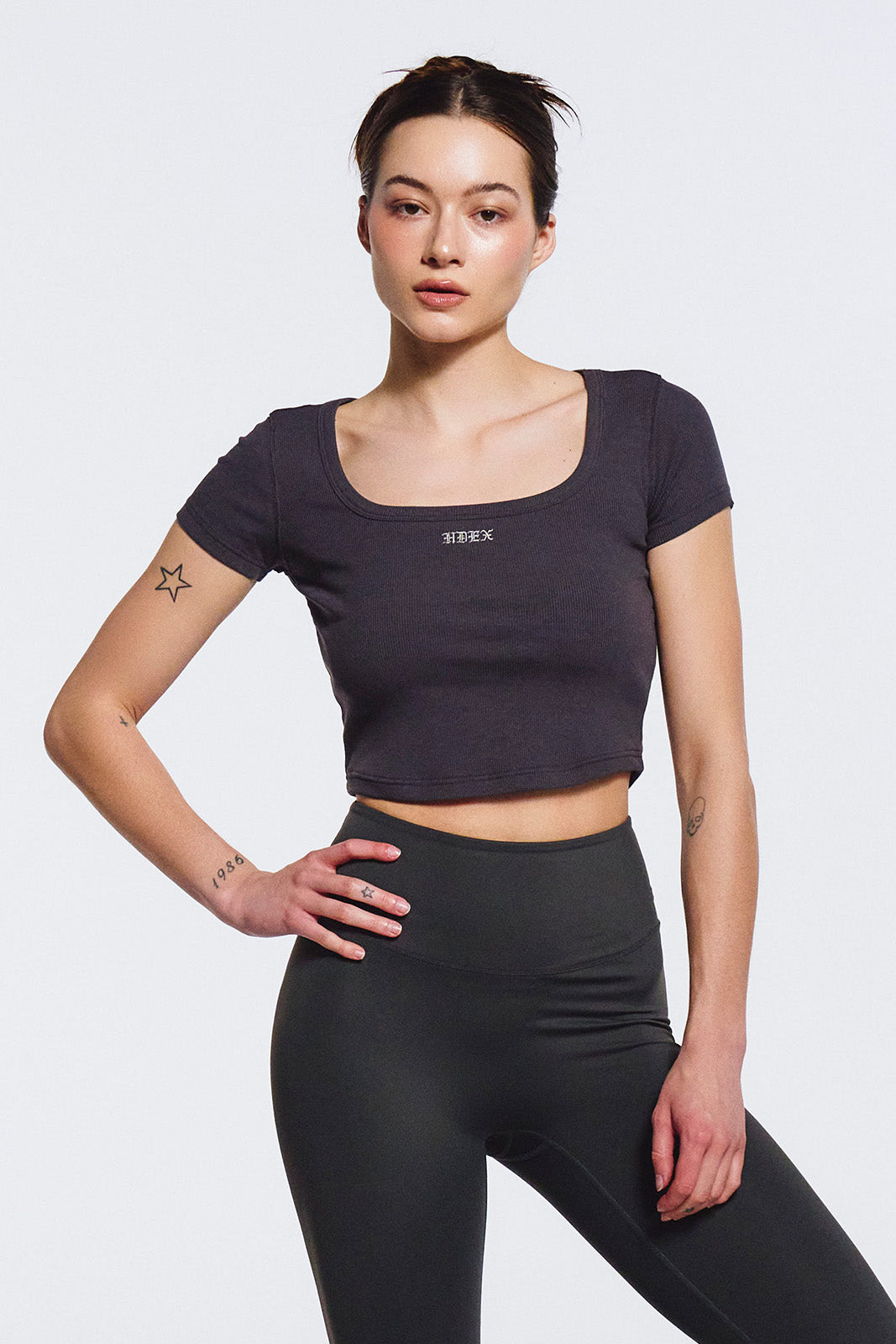 Essential Ribbed Deep Neck Short Sleeve