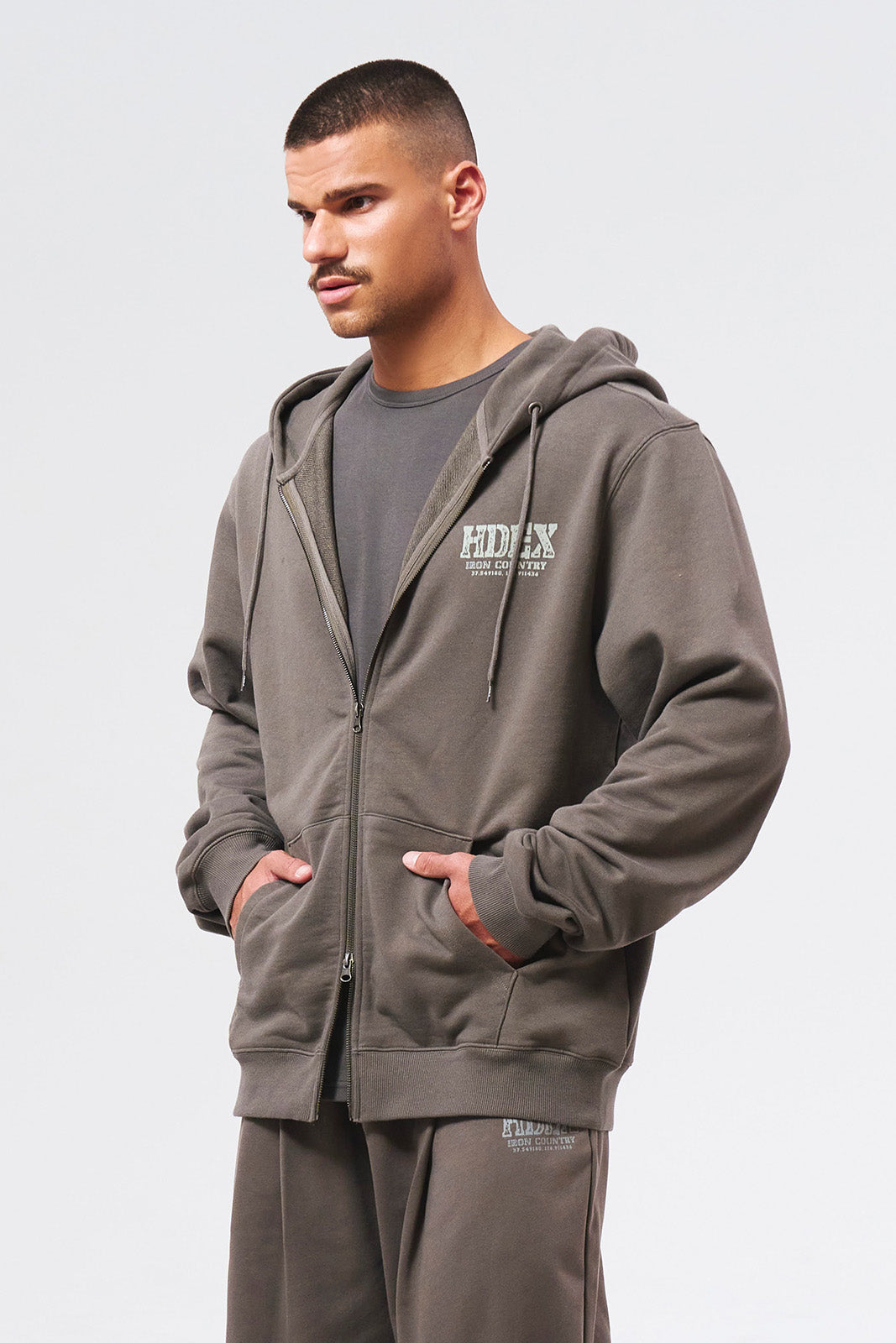 Core Back Logo Hoodie Zip-up
