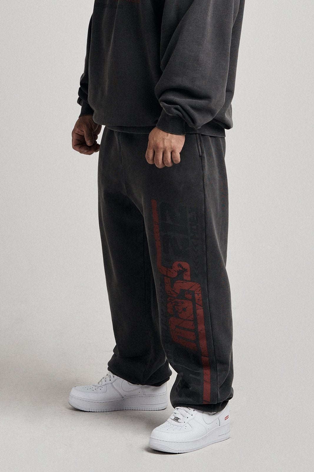 The Mass 212 Pigment Jogger Sweat Pants