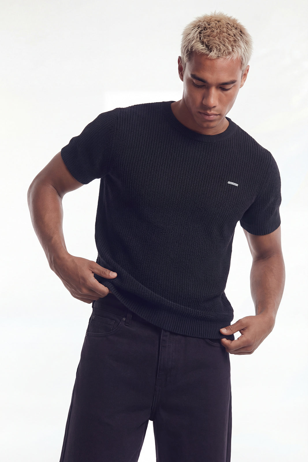EZ Muscle Fit Round Knit